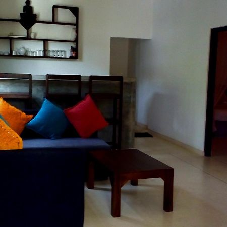 Sleepy Head Guesthouse Unawatuna Buitenkant foto
