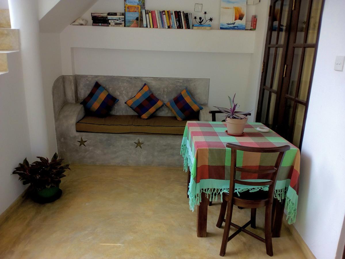 Sleepy Head Guesthouse Unawatuna Buitenkant foto